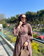 kahve kuşaklı elbise 2